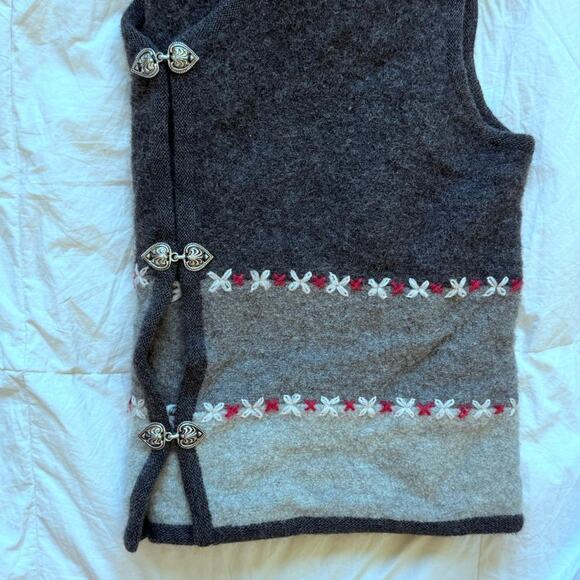Woolrich Gray colorblock embroidered wool vest sz L Lagenlook scandi forest - Picture 7 of 8